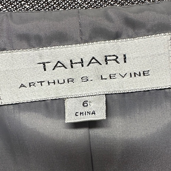 Tahari Arthur S Levine Silver Gray Shimmer 2-Piece Women's Skirt Suit 6 - Picture 2 of 6